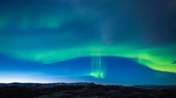 Kuzey Işıkları Veya Aurora Borealis Gece Gökyüzünü Gün Üstü Gerçeküstü — Stok fotoğraf