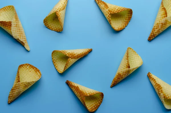 Ice cream wafer cones pattern. Top view. Flat lay — Stock Photo, Image