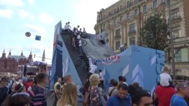 Moskova şehir günü kutlaması 2017, Tverskaya sokak, toplu kutlamalar, sahneler, conserts.