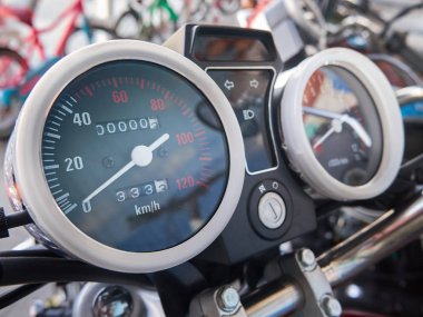 Motosiklet. yedek parça ve bileşenler. Motoru. Hız