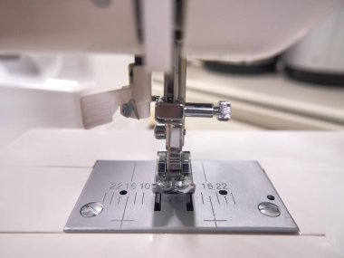 dikiş makinesi, ana çalışma aracı. Fabrika.