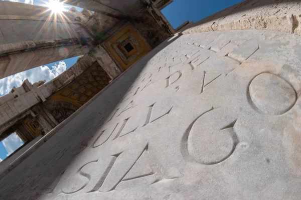 Генуя, Пьяцца делла Виттория — стоковое фото