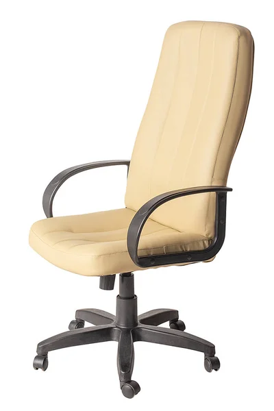 Biała skórzana krzesło biurowe na białym tle — Zdjęcie stockowe