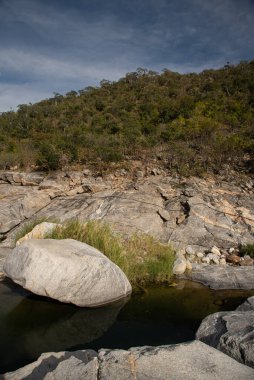 Los Cabos Meksika 'daki Boca de la Sierra' da taşlar ve kaya oluşumları.