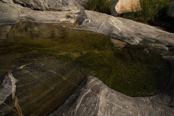 Stenen Stenen Met Gefilterd Regenwater Baja California Mexico — Stockfoto