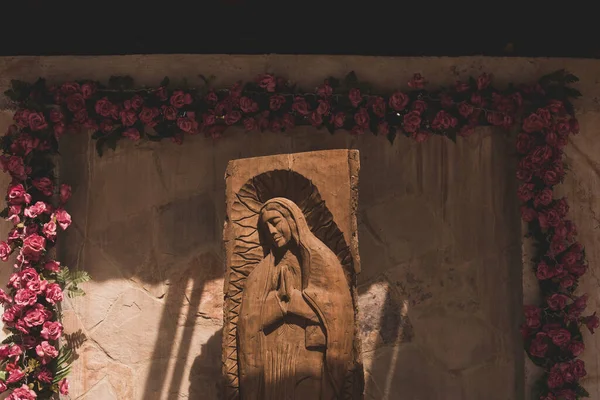 Мирафлорес Нижняя Калифорния Мексика Скульптура Леди Гвадалупе — стоковое фото
