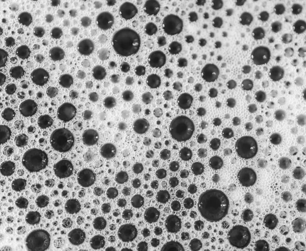 Makrofotografie Von Seifenblasen Und Schaumstoff Schwarz Weiß — Stockfoto