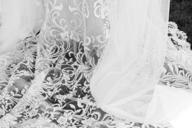 Güzel gelinlik, dantel kumaş 