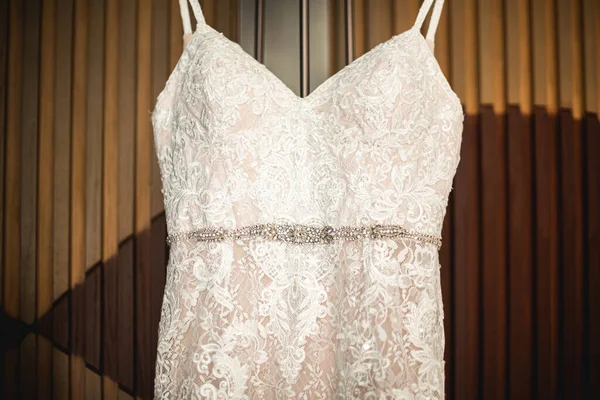 Biała Piękna Suknia Ślubna Koronka Tkanina — Zdjęcie stockowe