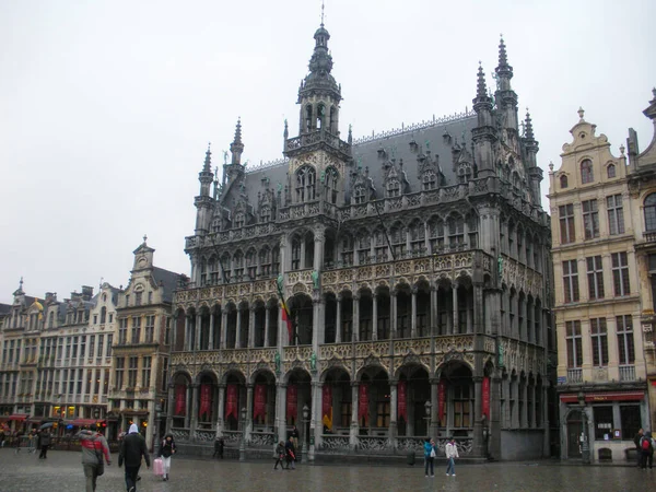Bruxelas Bélgica Edifício Grand Place Pessoas — Fotografia de Stock