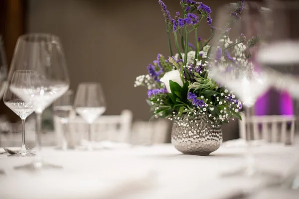 Hochzeitsblumenhochzeitstisch Deko Set Ein Herzstück Ist Ein Zentrales Objekt Das — Stockfoto