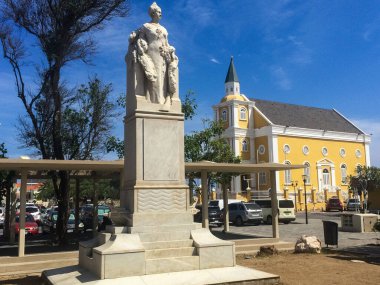 Curacao, Karayipler - Jan 2015 Curacao, Güney Karayip Denizi ve Hollanda Karayip Bölgesi 'nde yer alan küçük bir Antiller adasıdır.