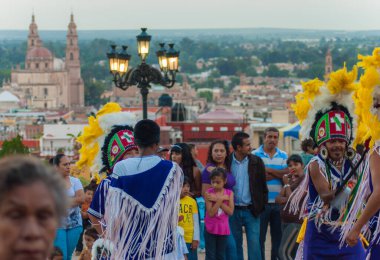 Lagos de Moreno Tarih Merkezi 'ndeki insanlar UNESCO Dünya Mirasları Alanı, Lagos de Moreno, Jalisco, Meksika