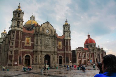 La Villa, CDMX / Meksika - Her yıl tam olarak 12 Aralık 'ta hacca gitmek, şehrin en büyük şenliğini düşünmektir. 