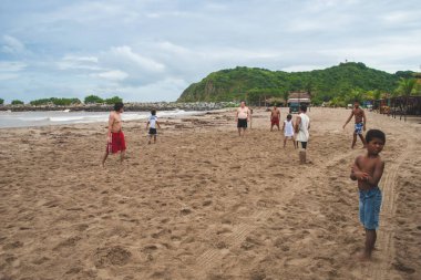 Chacahua, Oaxaca / Meksika - 2011 Chacahua 'da deniz veya göl manzaralı güzel ve kırsal bir kulübe kiralayabilirsiniz. Etrafı lagünlerle çevrili.