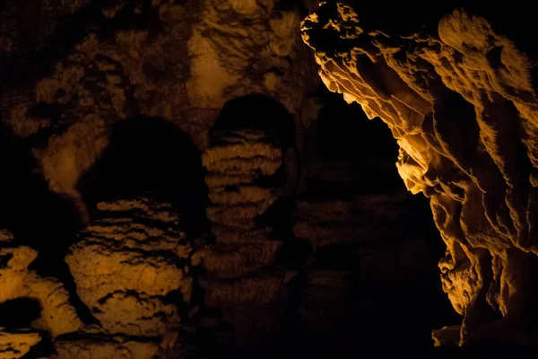 Dentro Caverna Escura Montanha Textura Pedra — Fotografia de Stock