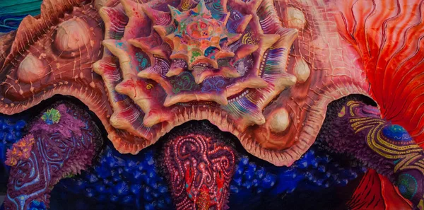 CDMX Meksika 2017 Alebrijler Meksika kültürünün önemli bir parçası olan fantastik yaratıkların parlak renkli halk sanatı heykelleridir.