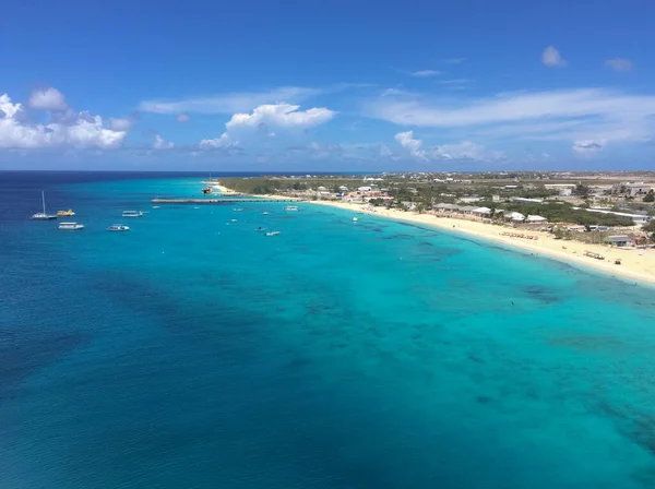 Vista Aérea Praia Água Mar Grand Turk Turks Caicos Islands — Fotografia de Stock