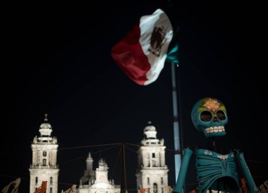 CDMX Meksika / Kasım 02 2017 Ölüler Günü, Meksika 'nın her yerinde kutlanan, ölen arkadaşlarını ve aile fertlerini hatırlayan ve manevi yolculuklarına destek olan bayram. Meksika kültürü 