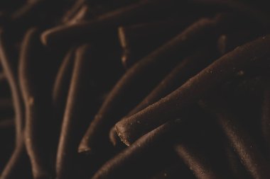 Makro köpek maması, atıştırmalık, seçici odaklanma.