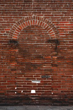 El Triunfo, Kuzey Amerika 'daki en iyi korunmuş 19. ve 20. yüzyıl madencilik topluluklarından biridir ve arkeolojik araştırmalar için önemli bir alandır. Baja California Sur, Meksika