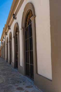 El Triunfo, Kuzey Amerika 'daki en iyi korunmuş 19. ve 20. yüzyıl madencilik topluluklarından biridir ve arkeolojik araştırmalar için önemli bir alandır. Baja California, Meksika