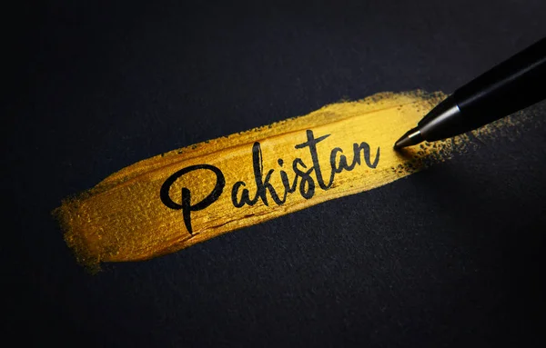 Pakistan Handwriting Text Golden Paint Brush Stroke — Stock Photo, Image