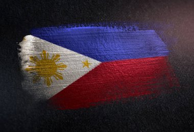 Karanlık Grunge duvar üzerinde Metal fırça boya yapılan Filipinler bayrağı