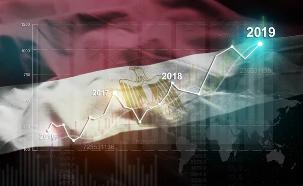 增长统计金融2019年对埃及国旗 — 图库照片