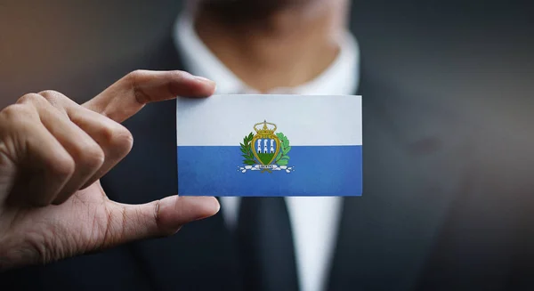 Бізнесмен Проведення Карти Прапор Сан Марино — стокове фото