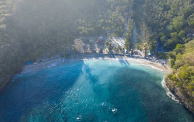 Nusa Penida'da Kristal Körfez Sabahı Muhteşem Drone Vuruldu