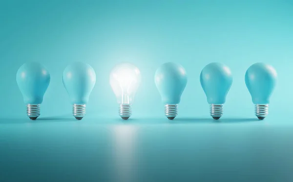 Harika Bir Fikir Kavramı Işıksız Mavi Ampuller Arasında Parlayan Ampul — Stok fotoğraf