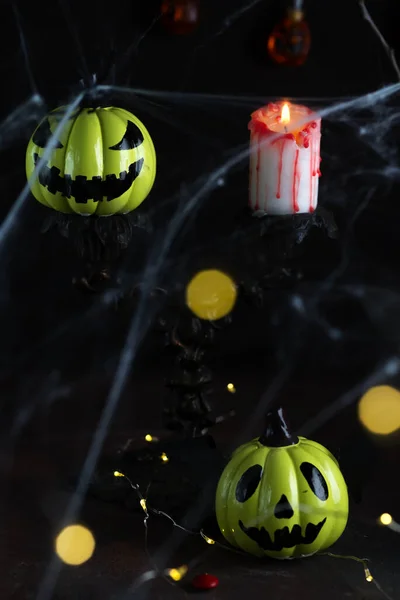 Décoration Pour Fête Halloween Avec Flyig Effrayant Rire Citrouilles Colorées — Photo