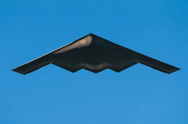 You Can Barely Hear Stealth Aircraft Flies Overhead — Stock Photo, Image