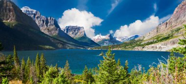 Şaşırtıcı güzellikteki St. Mary Gölü Buzul Ulusal Parkı, Montana