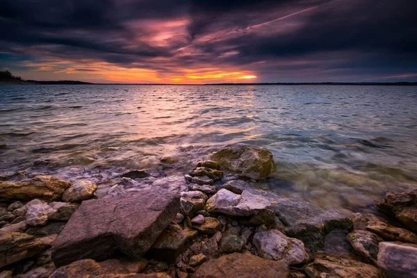 Pôr Sol Colorido Sobre Benbrook Lake Norte Texas — Fotografia de Stock