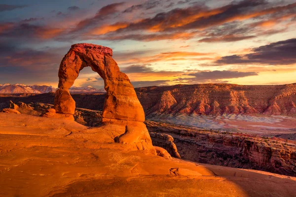 Łuk Delikatny Widok Późnym Popołudniem Park Narodowy Arches Utah — Zdjęcie stockowe