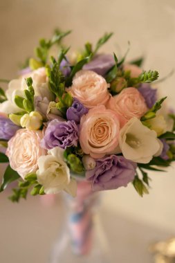 Düğün gününde güzel nitelikleri