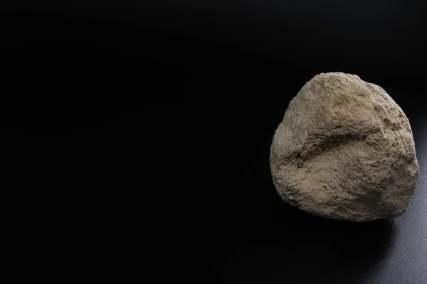 Вулканічний Камінь Губчастою Тендітною Текстурою Сіруватого Кольору Який Подряпає Скло — стокове фото