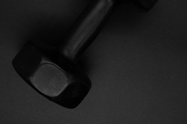 Egzersiz, vücudu sağlıklı tutmak ve bağışıklık sistemini güçlendirmek için önemlidir.