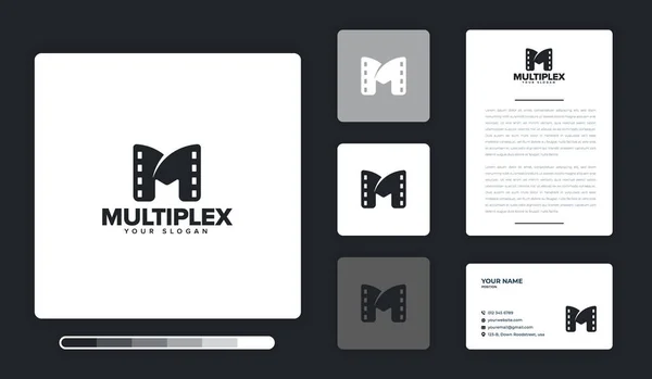Vektorillustration Der Multiplex Logo Designvorlage Isoliert Auf Farbigem Hintergrund — Stockvektor