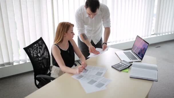 Girl Sitting Window Office Girl Write Notes Young Man Come — Stock Video