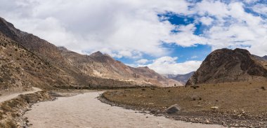 Himalaya dağlarında, Annapurna aralığı, Nepal manzara.