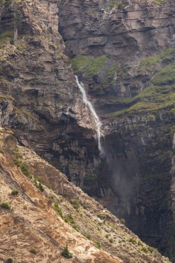Şelaleler Annapurna aralığı Himalaya Dağları, Nepal.