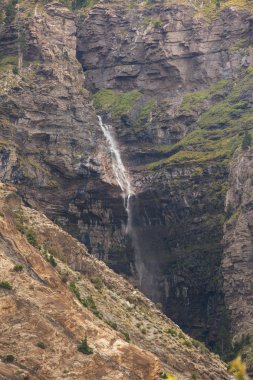Şelaleler Annapurna aralığı Himalaya Dağları, Nepal.