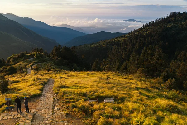 Alp manzara poon Hill, Nepal