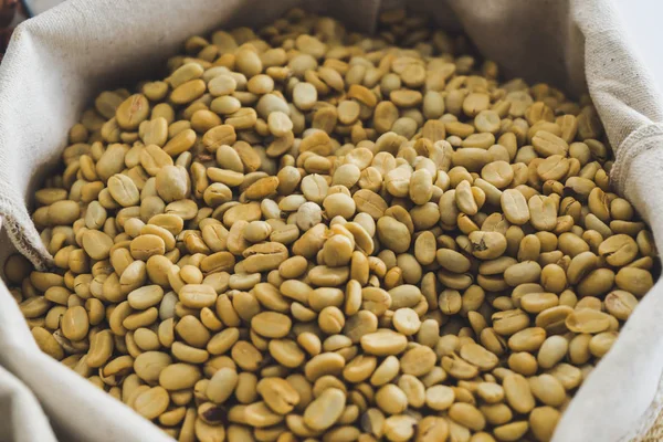 Green Coffee Beans — Stock Photo, Image