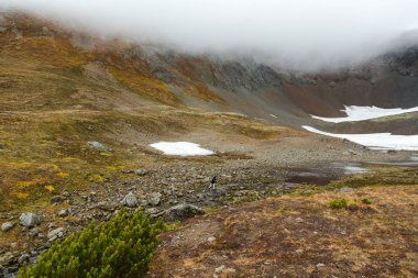 Vachkazhetz, Kamchatka Yarımadası, Rusya tepelerin üst havadan panoramik görünüm.