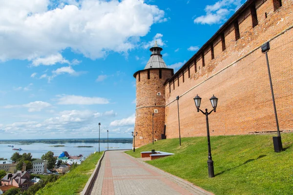 Nizhniy Novgorod şehrinde Kremlin Koromyslova kulesi, Rusya. — Stok fotoğraf