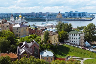 Nizhny Novgorod, Rusya, 12 Temmuz 2019. Yaz günü şehrin havadan panoramik görünümü.
